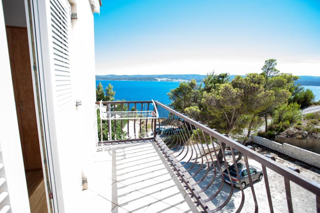 Apartments Pusic Omiš Oda fotoğraf
