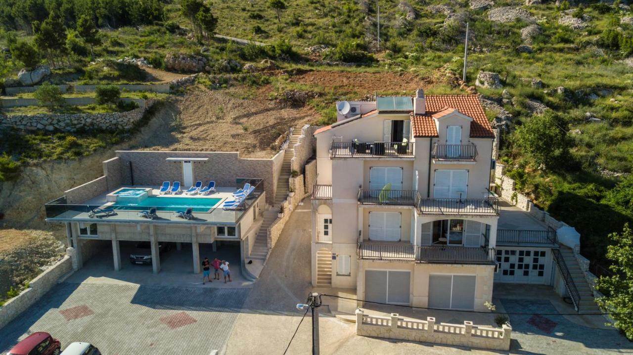 Apartments Pusic Omiš Dış mekan fotoğraf