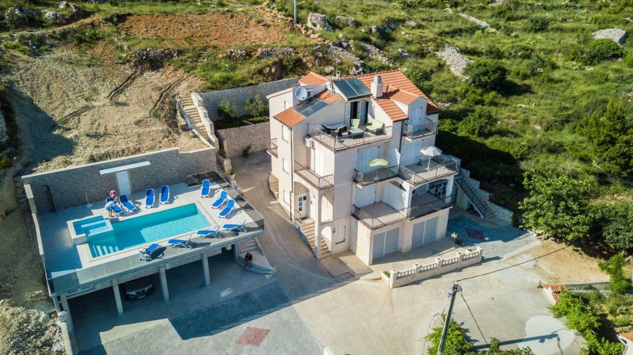 Apartments Pusic Omiš Dış mekan fotoğraf