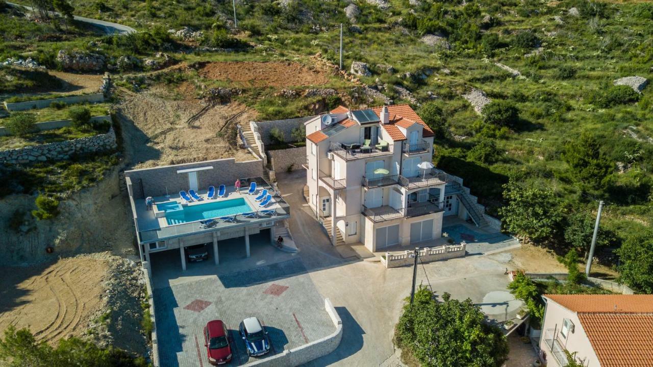 Apartments Pusic Omiš Dış mekan fotoğraf