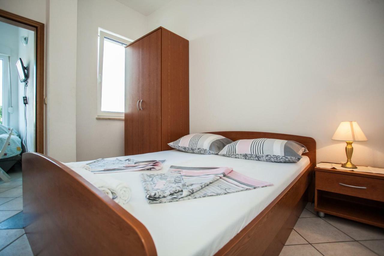 Apartments Pusic Omiš Dış mekan fotoğraf
