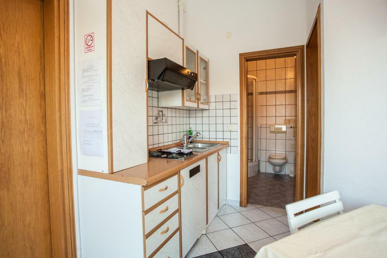 Apartments Pusic Omiš Dış mekan fotoğraf